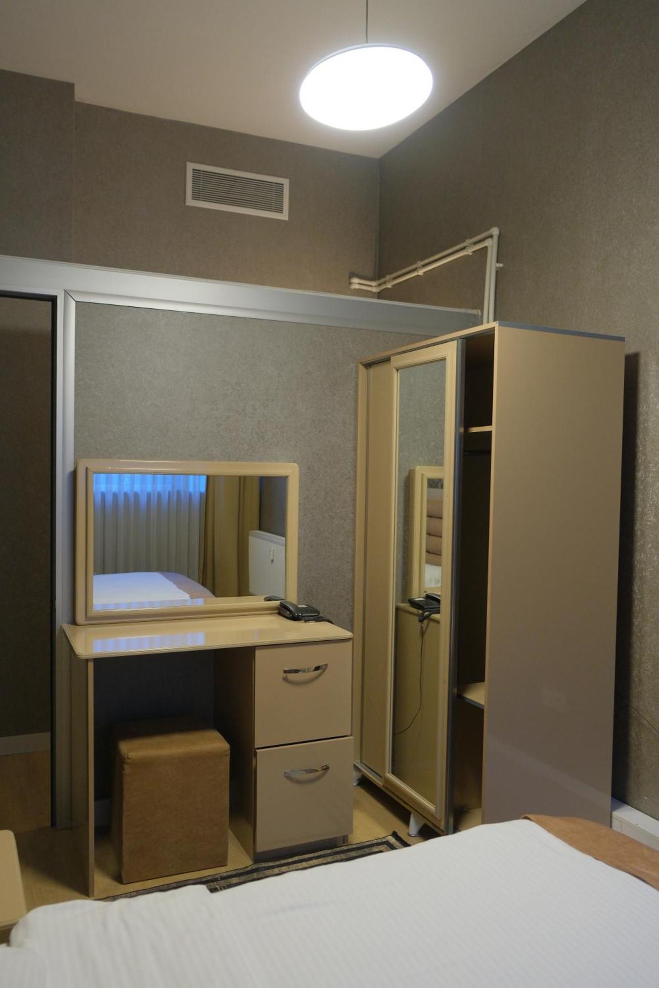 Gezgin Airport Hotel